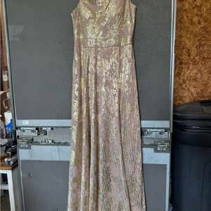 Elegant Pink and Gold Metallic V-Neck Wedding Dress